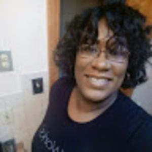 Meet your Posher, Latoya